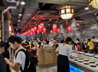 扎蘭屯開火鍋加盟店，如何做好顧客層研究？