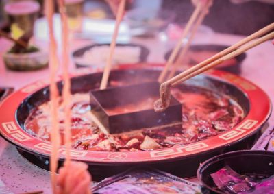 生活從來(lái)不缺重頭再來(lái)的勇氣，只缺一頓火鍋！