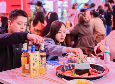 火鍋店出現(xiàn)差評(píng)，該怎樣應(yīng)對(duì)和解決？
