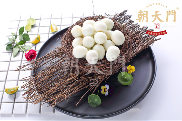 朝天門火鍋：歷經(jīng)百年，瀕臨失傳的老火鍋，在這里得以保存