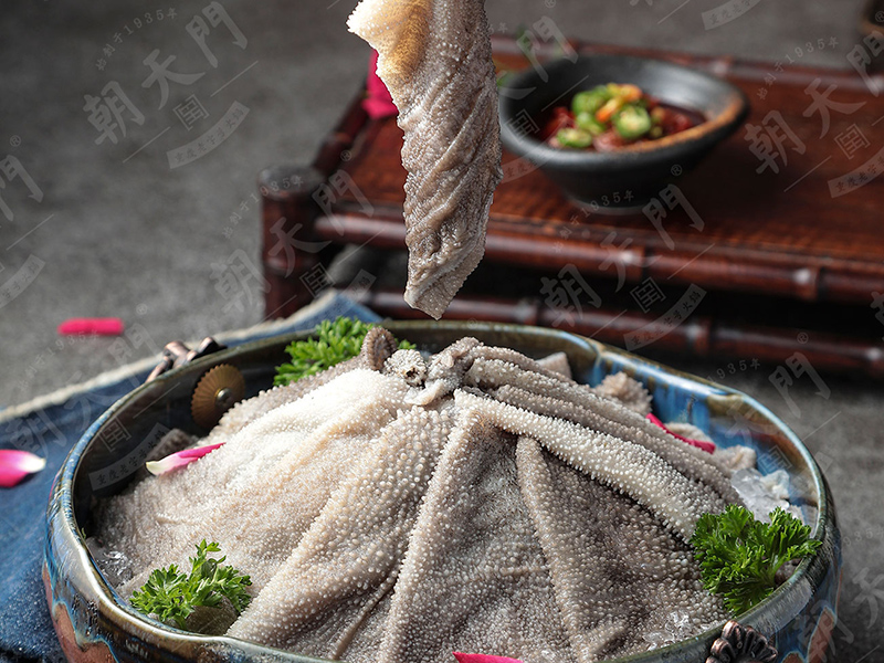 火鍋店服務(wù)員該如何引導(dǎo)顧客點菜？