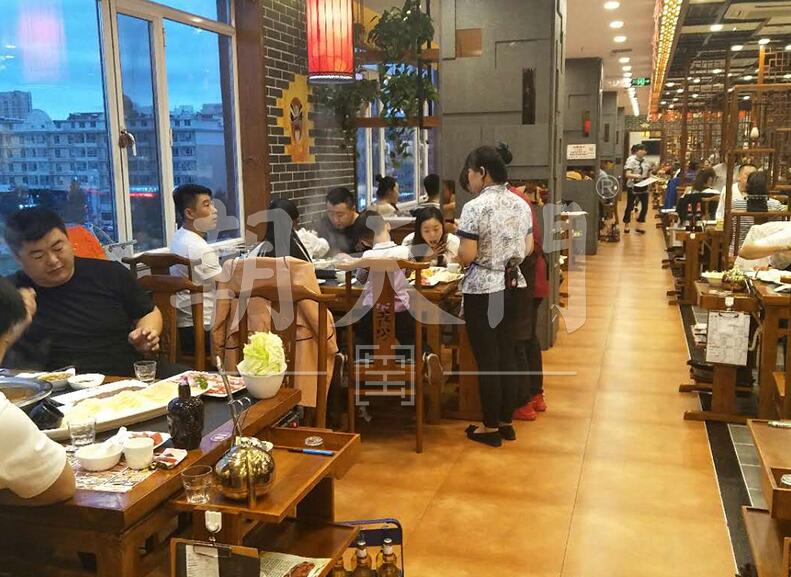 一次性油老火鍋加盟，選對品牌很關(guān)鍵！