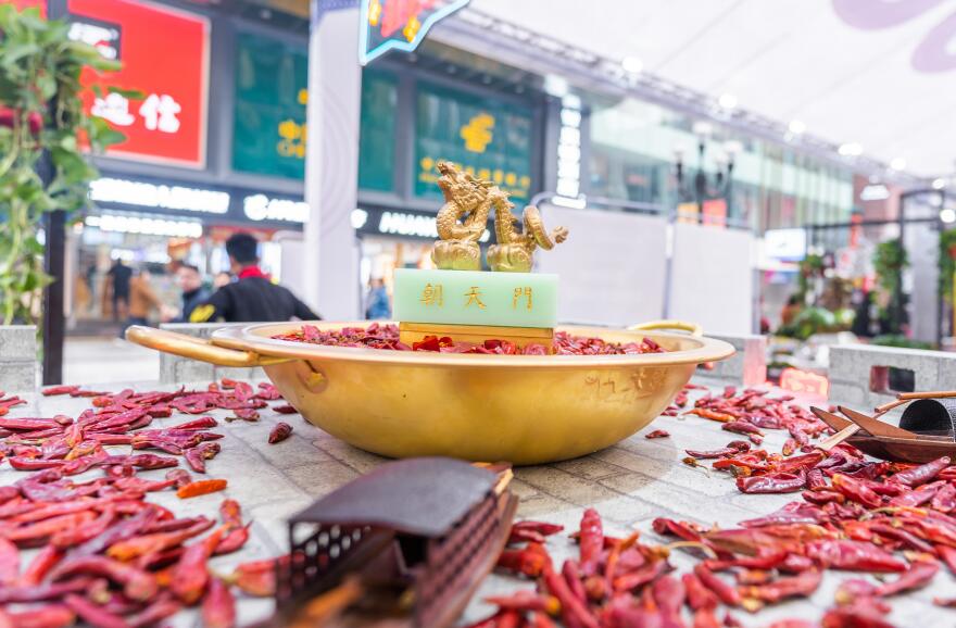 上海開(kāi)火鍋加盟店怎么樣？賺不賺錢(qián)？