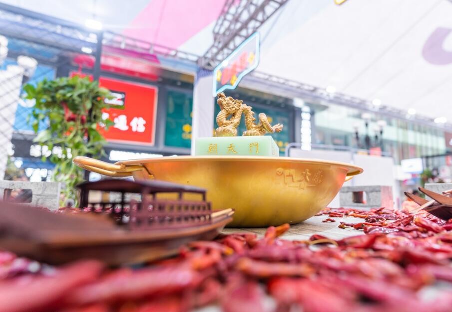 棗莊開(kāi)火鍋加盟店怎樣經(jīng)營(yíng)才能盈利？