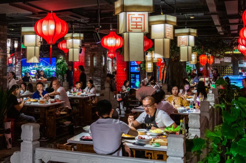 青銅峽開(kāi)火鍋加盟店有哪些地方優(yōu)勢(shì)？