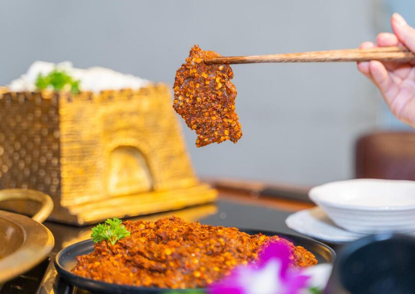 火鍋店這樣裝修，看起來雅致又大氣！
