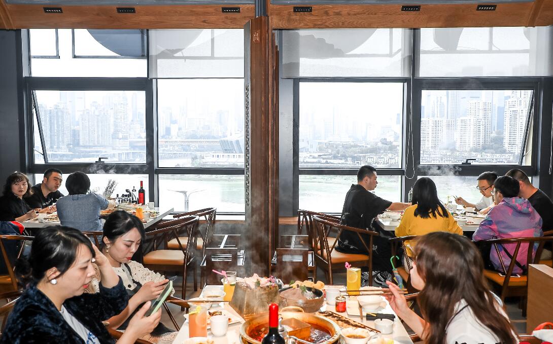 大同開火鍋加盟店，需要聘請(qǐng)多少員工？