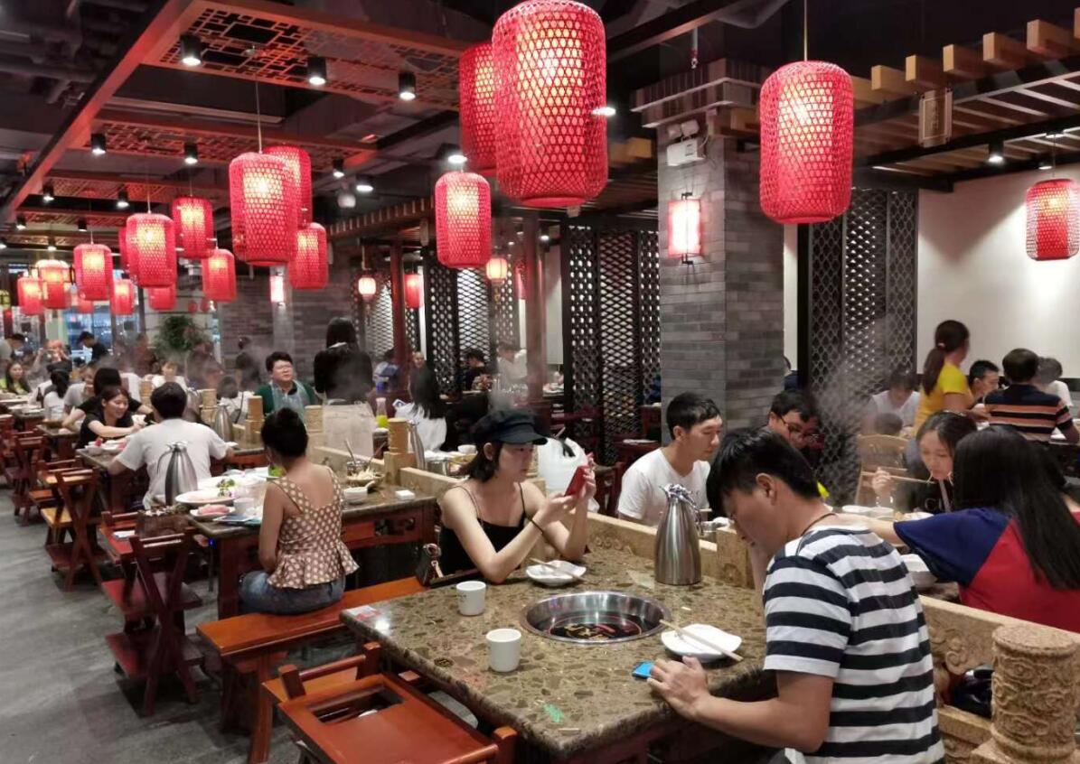晉中開(kāi)火鍋加盟店，顧客過(guò)門(mén)不入怎么辦？