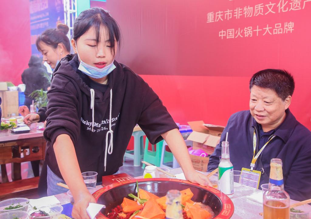 普蘭店開火鍋加盟店，如何快速招徠顧客？