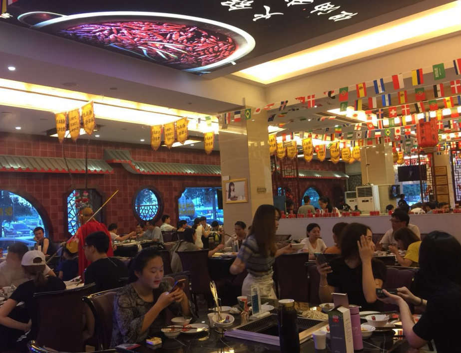 朝天門火鍋督導(dǎo)全程跟蹤扶持，助力門店高水準(zhǔn)經(jīng)營(yíng)！