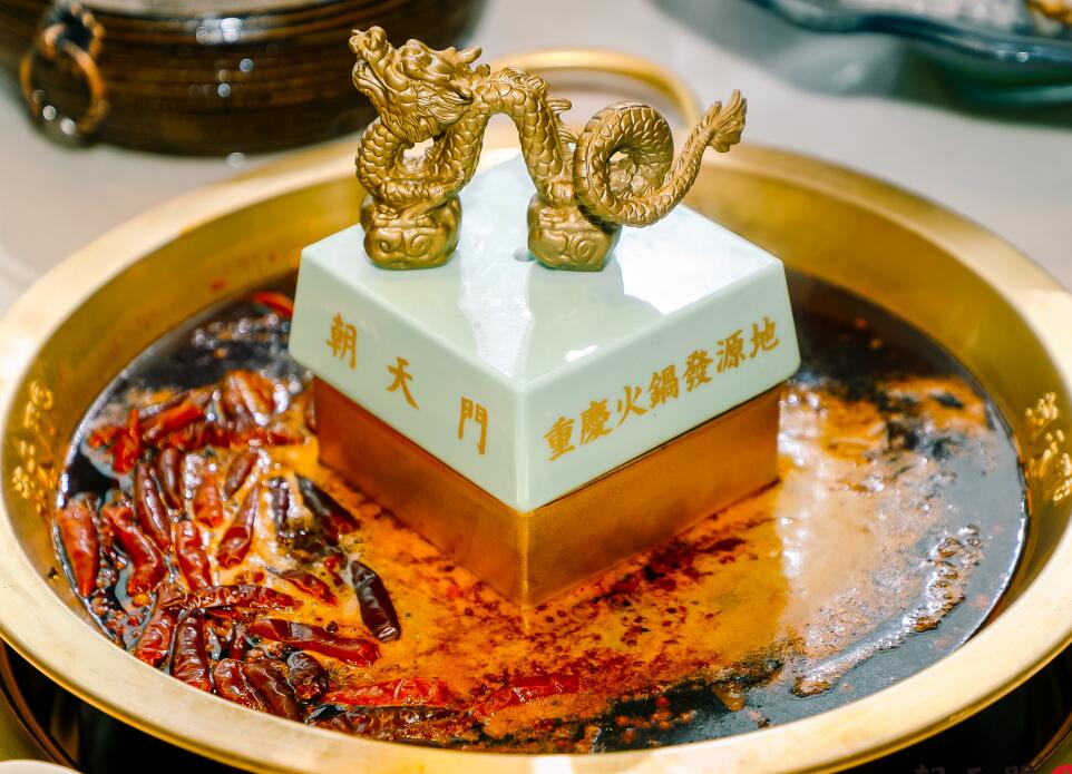 網(wǎng)紅火鍋加盟店竟然是這樣吸引顧客的？