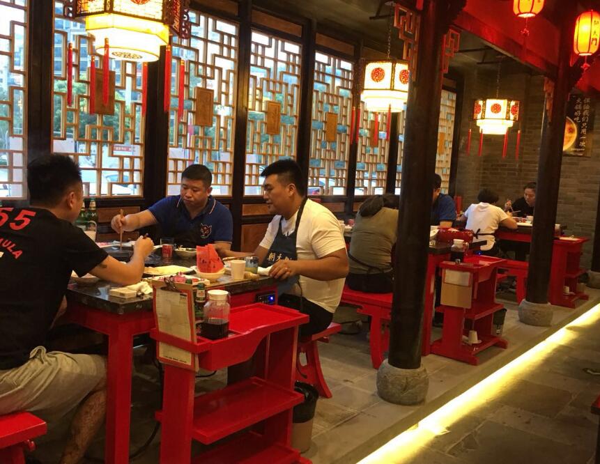 巫溪開(kāi)火鍋加盟店，有哪些開(kāi)店門(mén)檻？