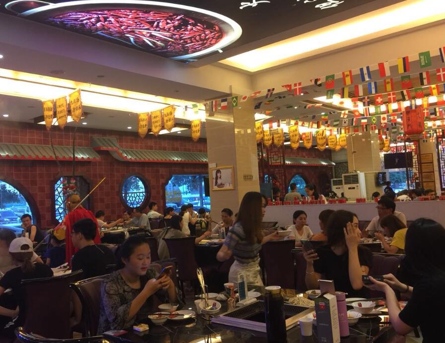 90后不會(huì)炒底料如何開(kāi)火鍋店呢？