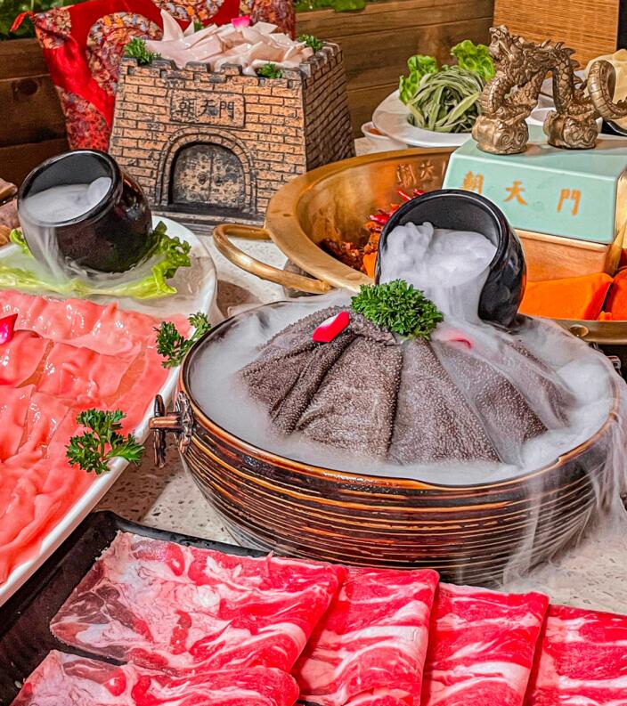 朝天門火鍋?zhàn)哌M(jìn)迪拜，為海外游子送上地道中國(guó)味！