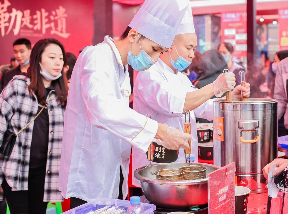 品牌小火鍋店加盟有哪些注意事項(xiàng)？