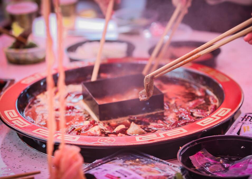 2021火鍋行業(yè)分析：六大數(shù)據(jù)帶你洞悉市場發(fā)展！