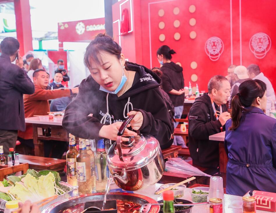開火鍋加盟店，前期做好這三步輕松贏得回頭客！