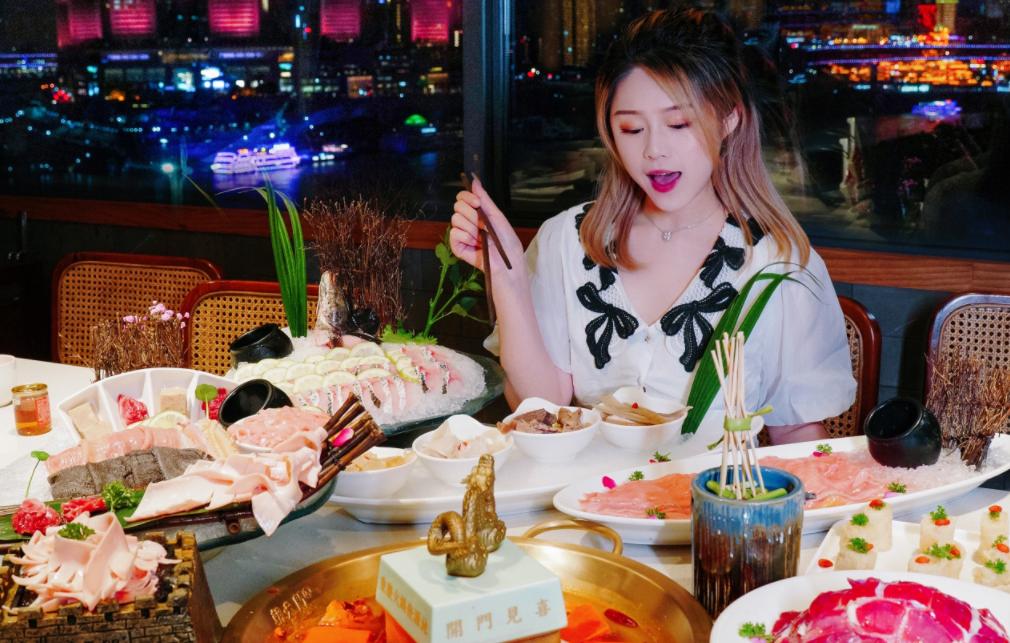 未來的火鍋店消費主力，竟是“她”？