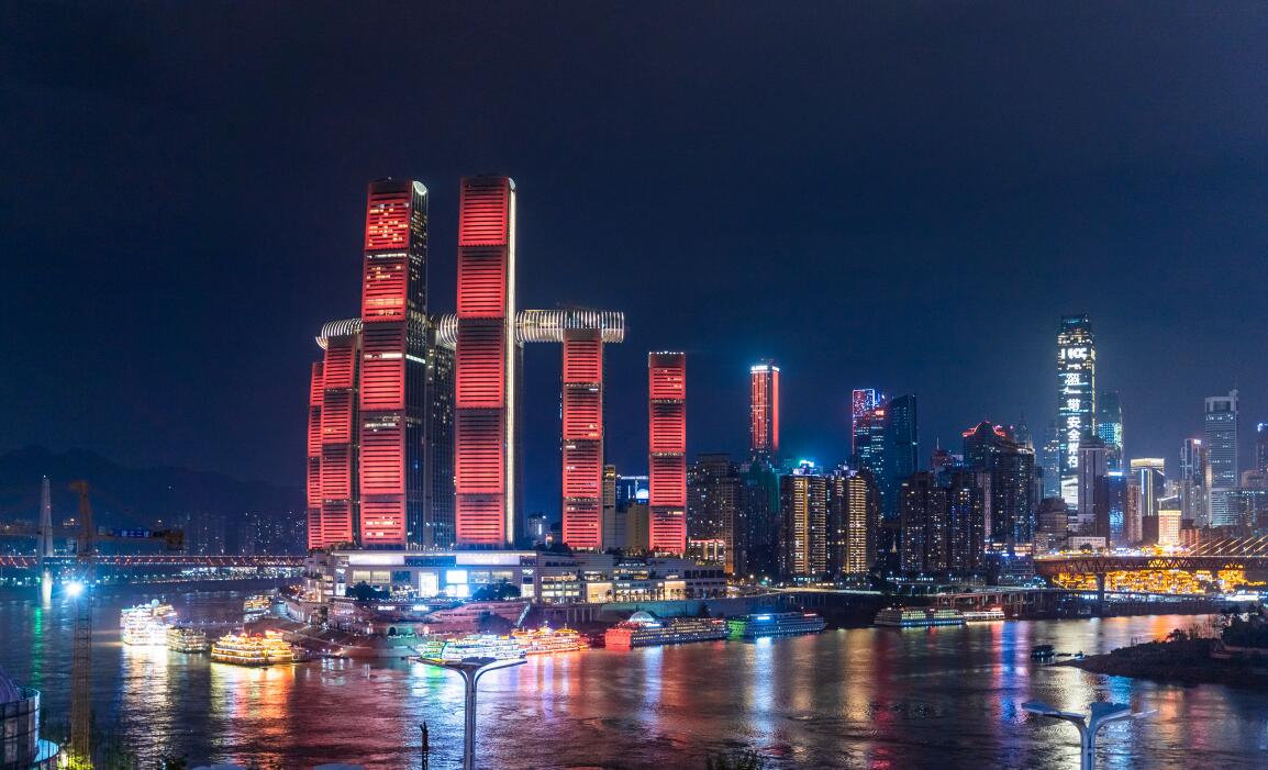 被朋友圈贊爆的朝天門旅游攻略！風(fēng)景奇幻重慶火鍋超贊！
