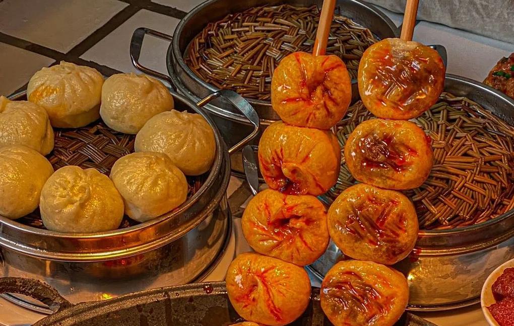 另類網(wǎng)紅吃法，火鍋包子的制作方法！