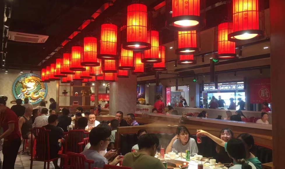 火鍋店燈光設(shè)計(jì)，打造氛圍感，提升進(jìn)店率，老板必看！