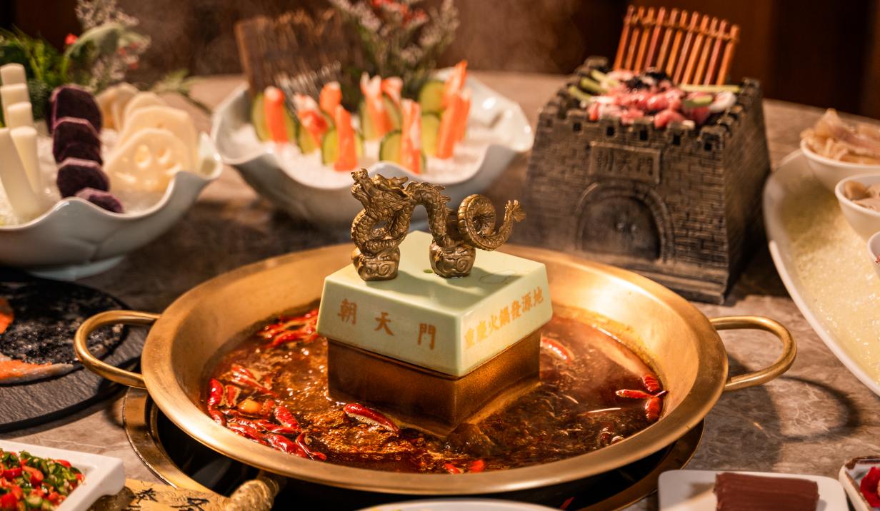 既是火鍋菜品，又是小吃，鹵雞爪為什么這么受歡迎？