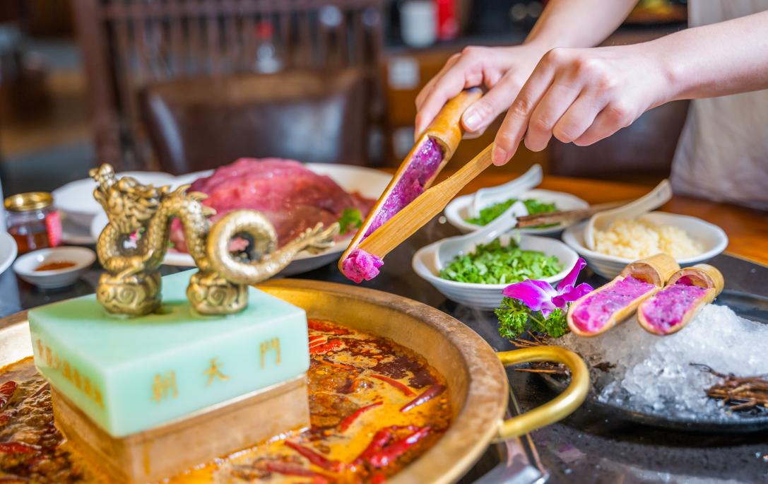重慶火鍋，經(jīng)典菜品，加盟店必備！